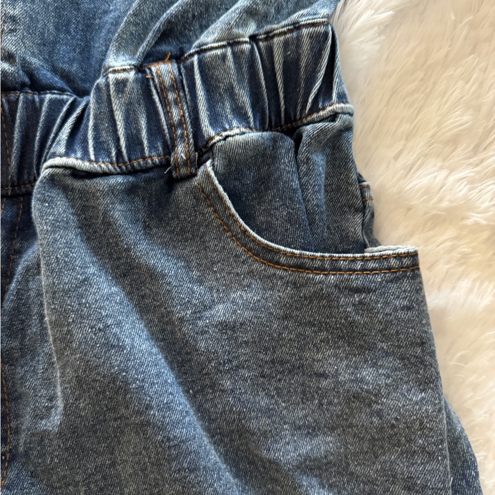 🆕 Denim Button-Up Romper - Picture 5 of 8